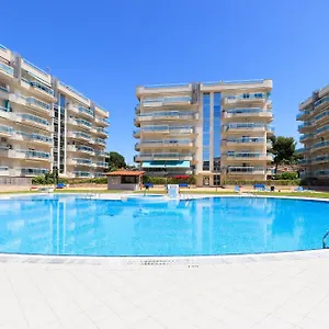 Uhc Larimar Family Complex Apartamento