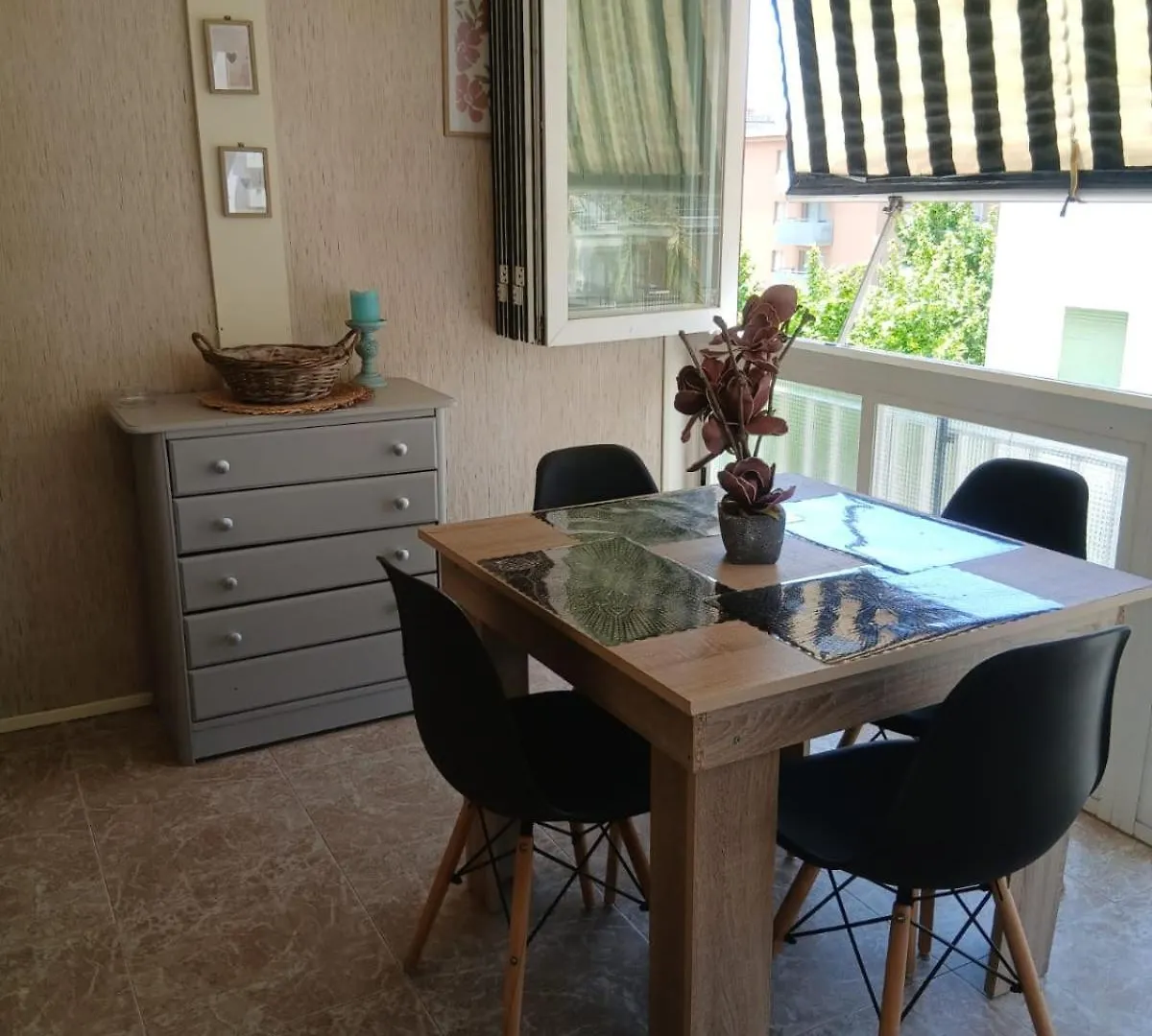 1 Minutes Seulement De La Plage Salou Apartment